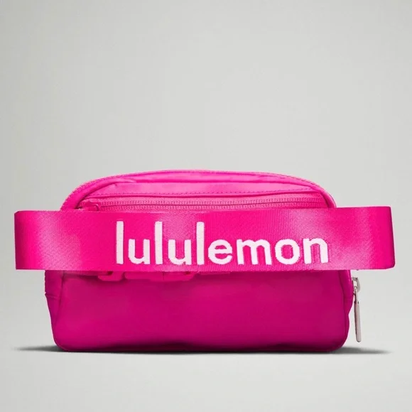 🍋LAST ONE🍋 LULULEMON | Everywhere Belt Bag 1L in Sonic Pink NWT - Picture 5 of 7